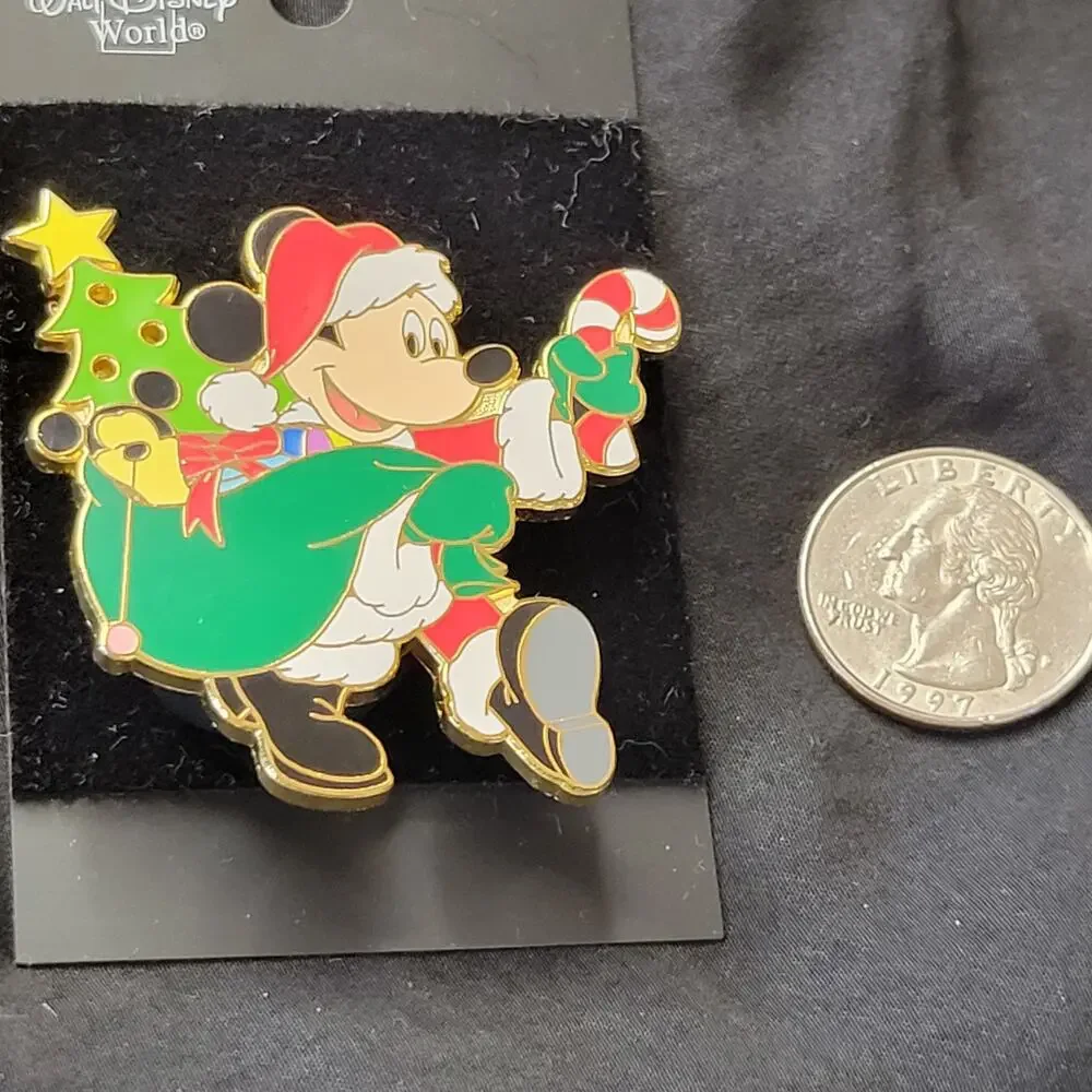 Disney Pin Traders Santa Mickey with Gift Bag Light-up - Not Working